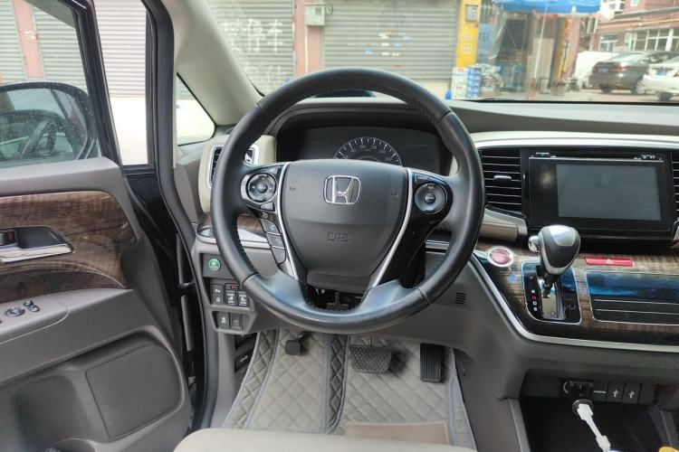 Used Honda Odyssey 2015 2.4L Smart Edition Steering Wheel