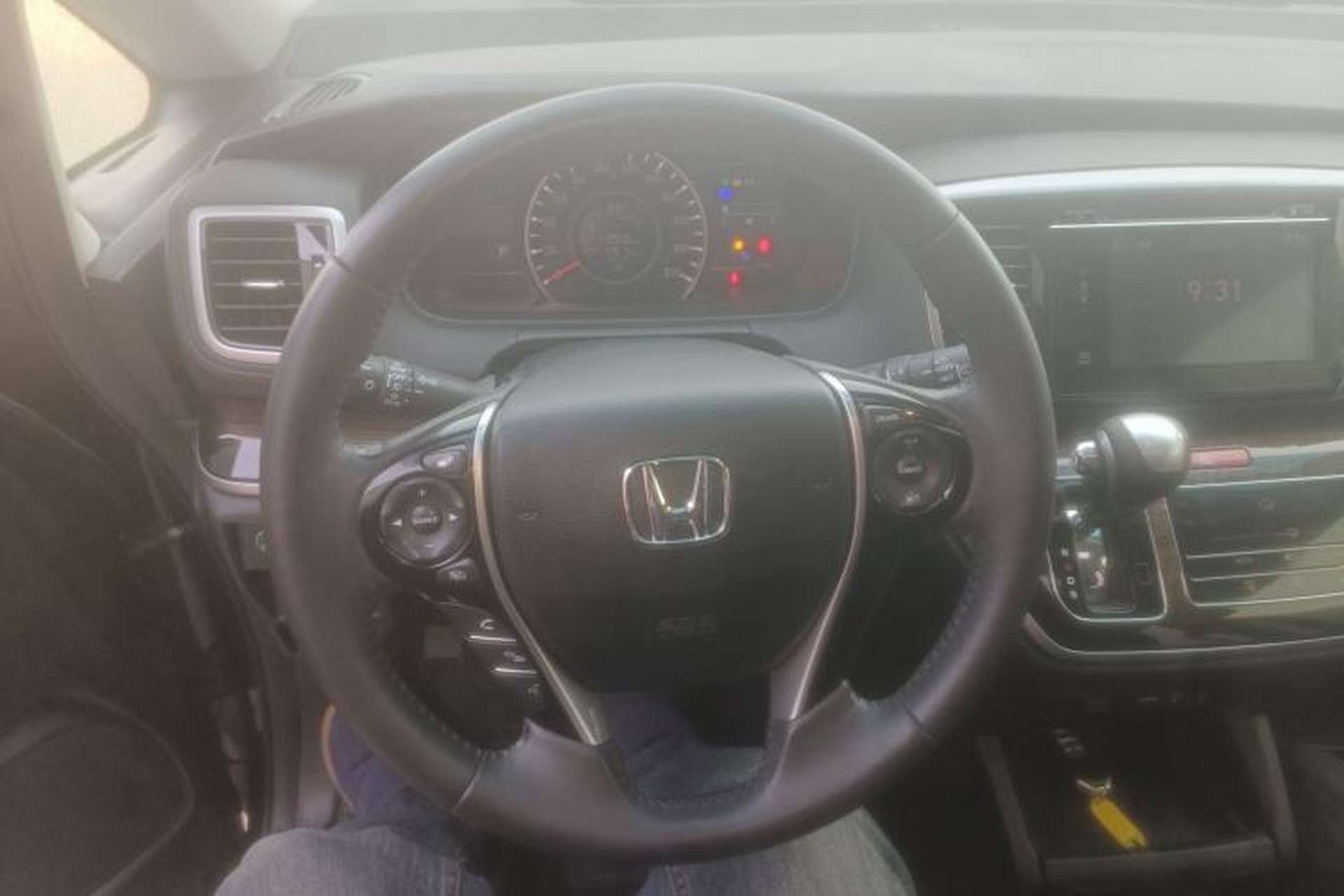 Used Honda Odyssey 2015 Updated Version 2.4L Smart Edition Steering Wheel