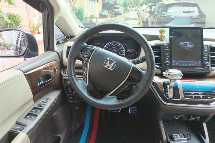 Used Honda Odyssey 2015 Revised 2.4L Luxury Edition Steering Wheel