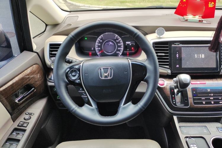 Used Honda Odyssey 2015 Revised 2.4L Luxury Edition Steering Wheel