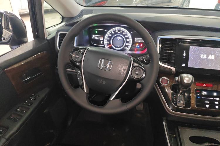 Used Honda Odyssey 2015 2.4L Smart Edition Steering Wheel