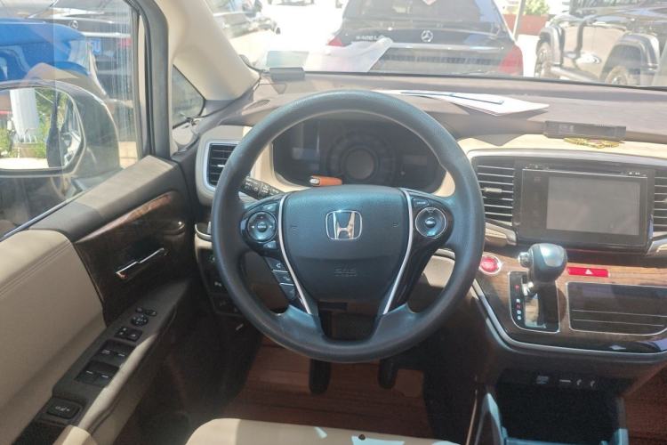 Used Honda Odyssey 2015 Revised 2.4L Luxury Edition Steering Wheel