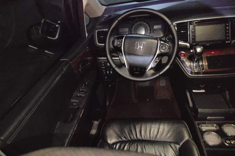 Used Honda Odyssey 2015 2.4L Supreme Edition Steering Wheel