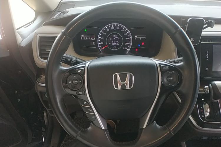 Used Honda Odyssey 2015 Updated Version 2.4L Smart Edition Steering Wheel