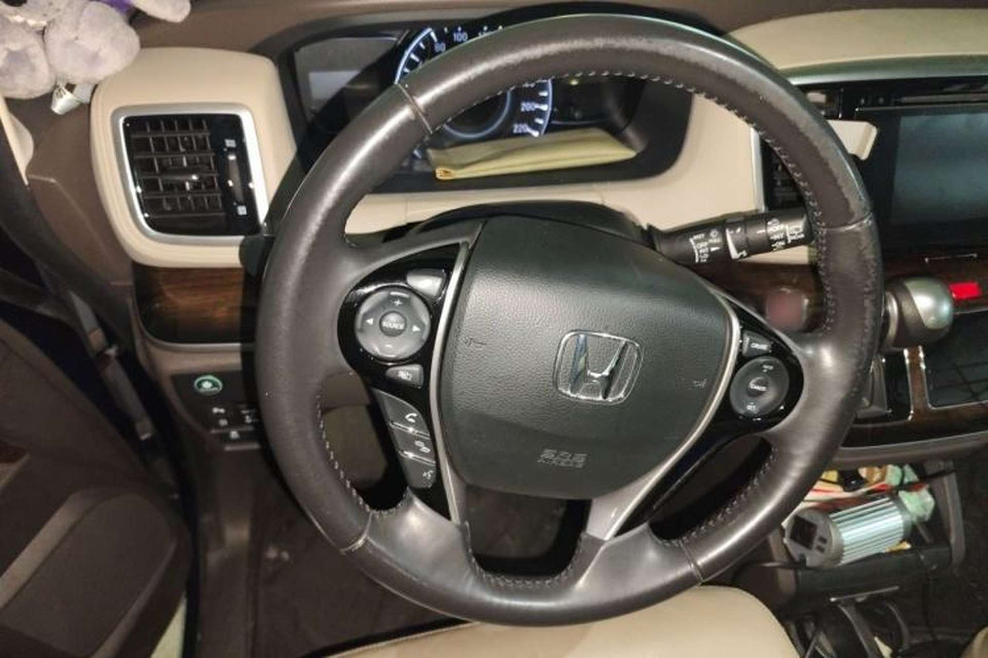 Used Honda Odyssey 2015 2.4L Smart Edition Steering Wheel