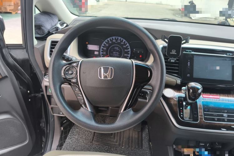 Used Honda Odyssey 2015 Revised Version 2.4L Comfort Edition Steering Wheel
