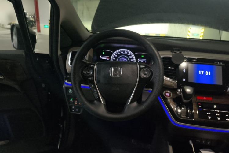 Used Honda Odyssey 2015 Updated Version 2.4L Smart Edition Steering Wheel