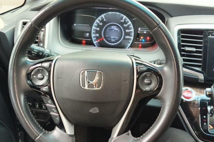 Used Honda Odyssey 2015 Updated Version 2.4L Smart Edition Steering Wheel