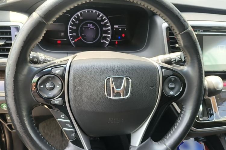 Used Honda Odyssey 2015 Updated Version 2.4L Smart Edition Steering Wheel