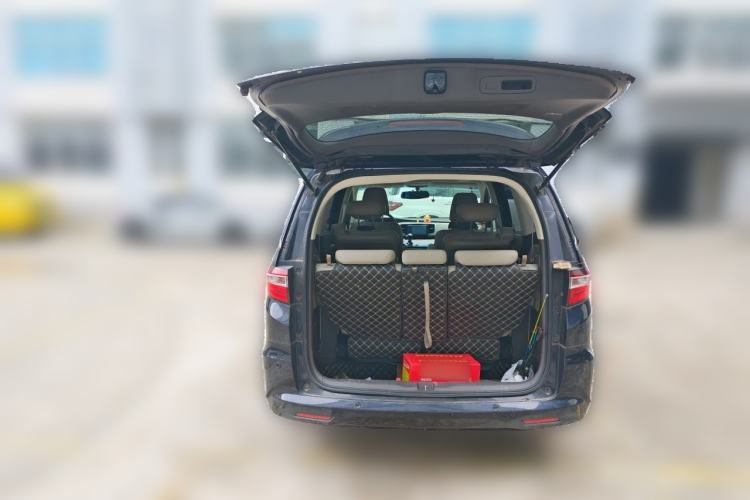 Used Honda Odyssey 2015 Updated Version 2.4L Smart Edition Trunk
