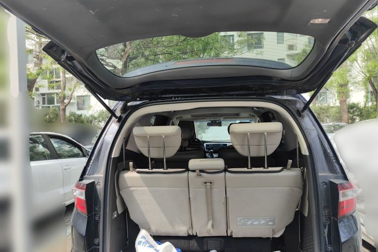 Used Honda Odyssey 2015 Updated Version 2.4L Smart Edition Trunk