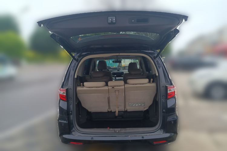 Used Honda Odyssey 2015 Updated Version 2.4L Smart Edition Trunk