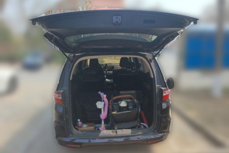 Used Honda Odyssey 2015 Updated Version 2.4L Smart Edition Trunk