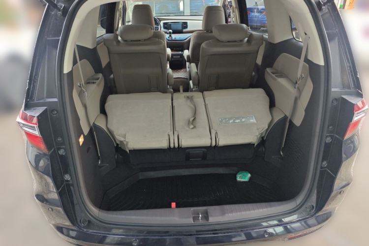 Used Honda Odyssey 2015 Updated Version 2.4L Smart Edition Trunk
