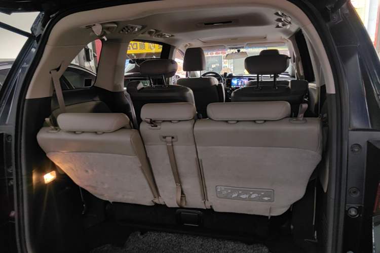 Used Honda Odyssey 2015 Revised 2.4L Luxury Edition Trunk