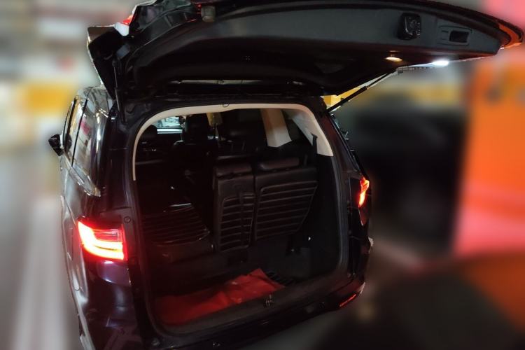 Used Honda Odyssey 2015 2.4L Smart Edition Trunk