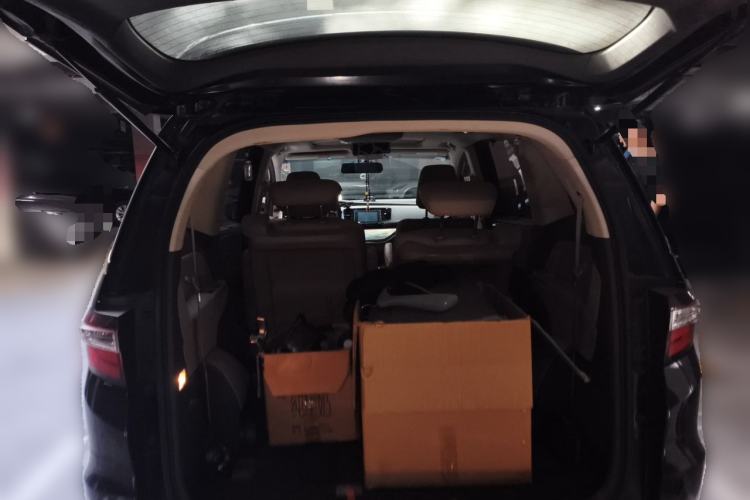 Used Honda Odyssey 2015 2.4L Supreme Edition Trunk