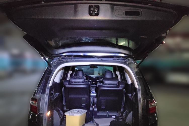 Used Honda Odyssey 2015 2.4L Supreme Edition Trunk