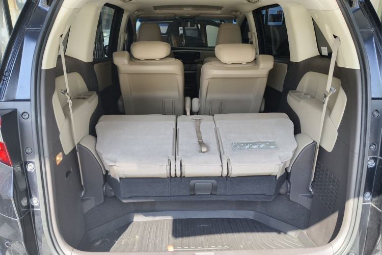 Used Honda Odyssey 2015 Updated Version 2.4L Smart Edition Trunk