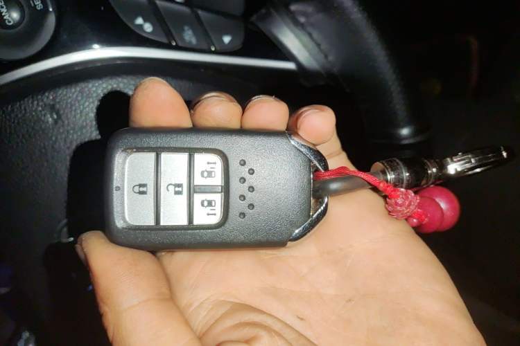 Used Honda Odyssey 2015 Revised Version 2.4L Supreme Edition Vehicle Key