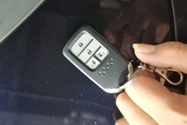 Used Honda Odyssey 2015 Updated Version 2.4L Smart Edition Vehicle Key