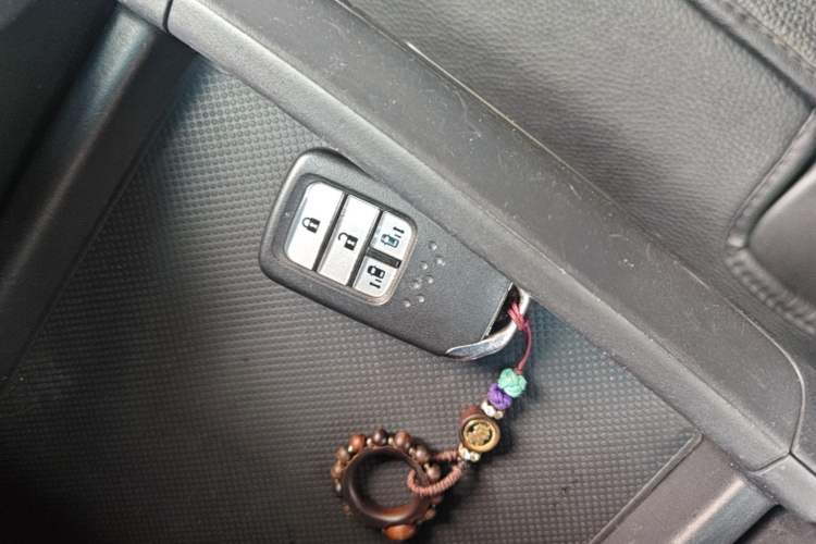 Used Honda Odyssey 2015 Updated Version 2.4L Smart Edition Vehicle Key