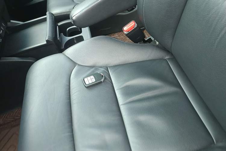 Used Honda Odyssey 2015 Updated Version 2.4L Smart Edition Vehicle Key