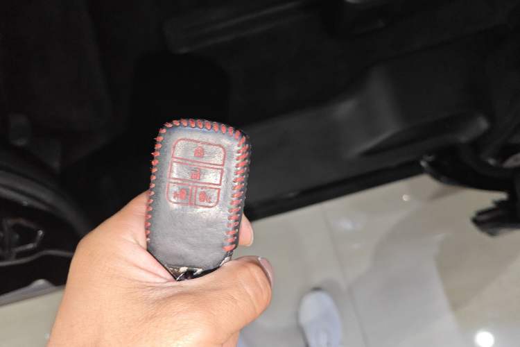Used Honda Odyssey 2015 2.4L Smart Edition Vehicle Key