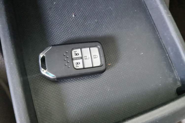 Used Honda Odyssey 2015 Updated Version 2.4L Smart Edition Vehicle Key