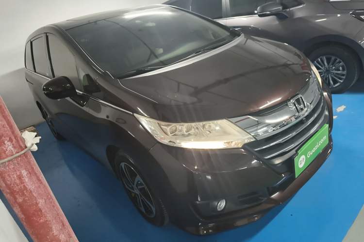 Used Honda Odyssey 2015 Revised Version 2.4L Supreme Edition Exterior 2
