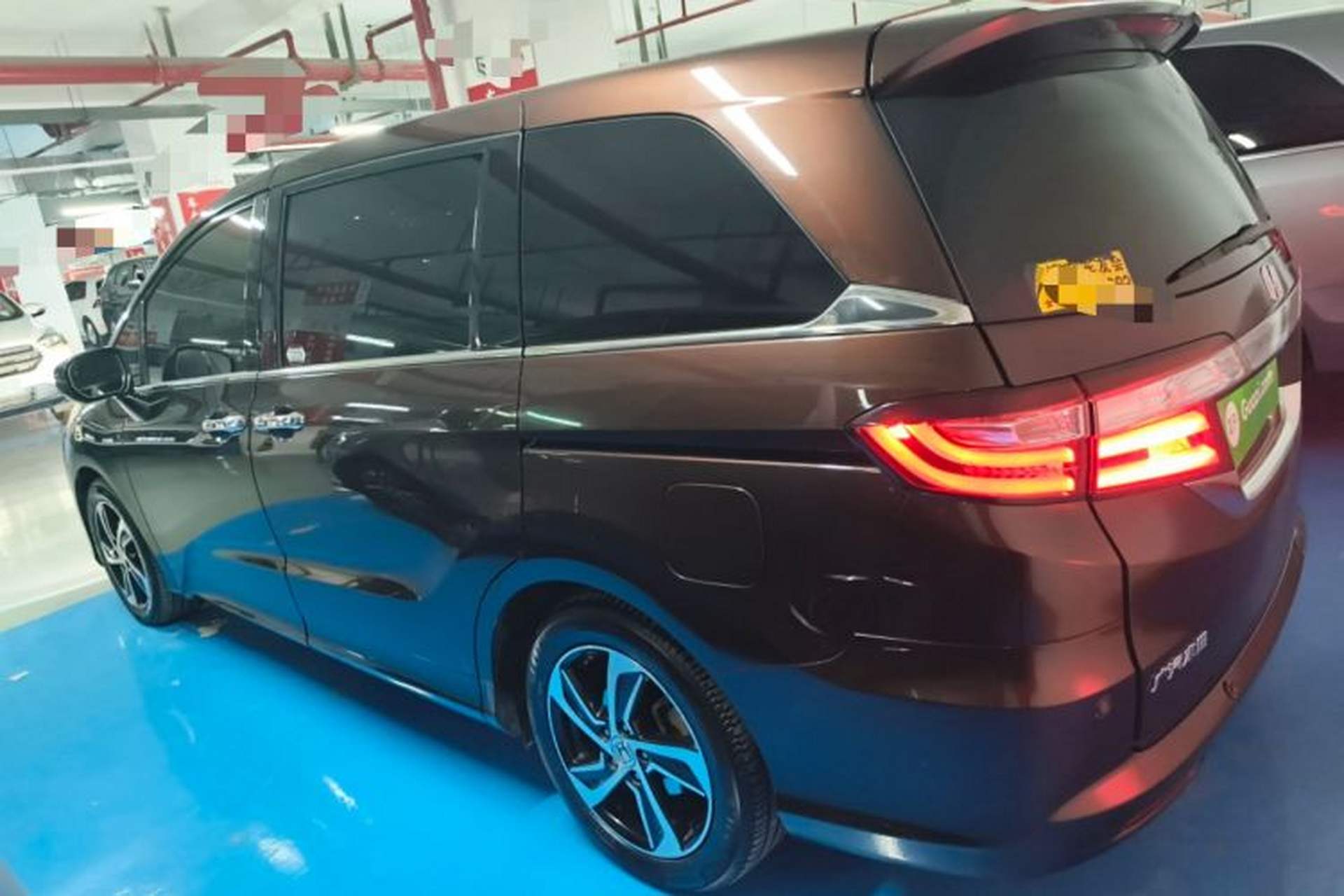 Used Honda Odyssey 2015 Revised Version 2.4L Supreme Edition Exterior 3