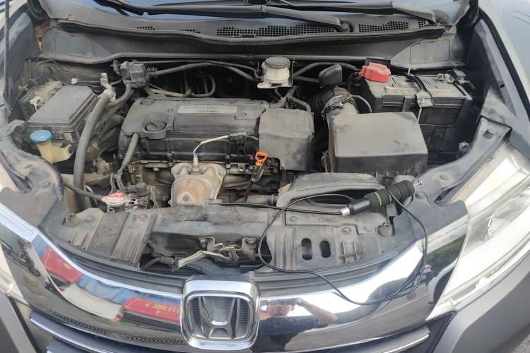 Used Honda Odyssey 2015 Revised 2.4L Luxury Edition Engine Bay