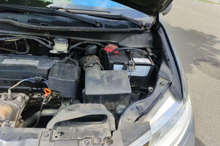 Used Honda Odyssey 2015 Updated Version 2.4L Smart Edition Engine Bay Left