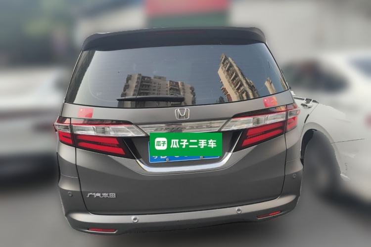 Used Honda Odyssey 2015 Revised 2.4L Luxury Edition Rear