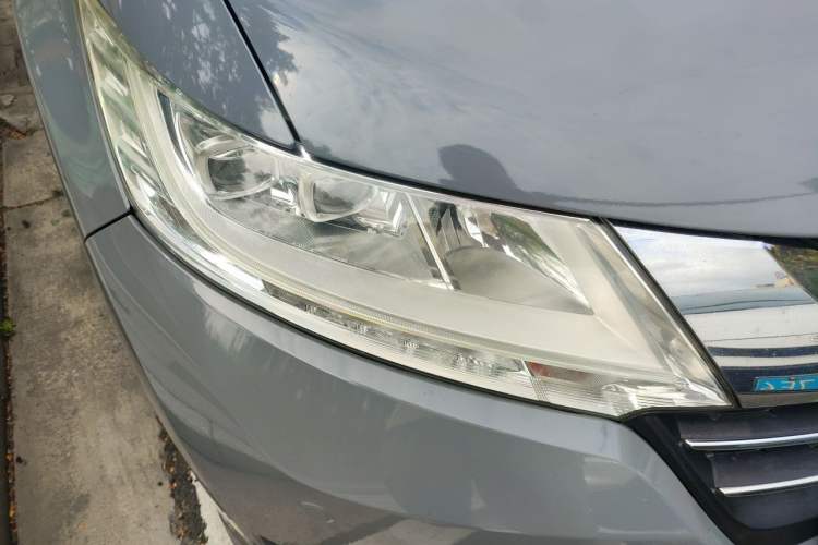 Used Honda Odyssey 2015 Updated Version 2.4L Smart Edition Right Front Headlight