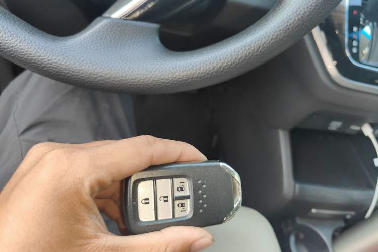 Used Honda Odyssey 2015 Revised 2.4L Luxury Edition Vehicle Key