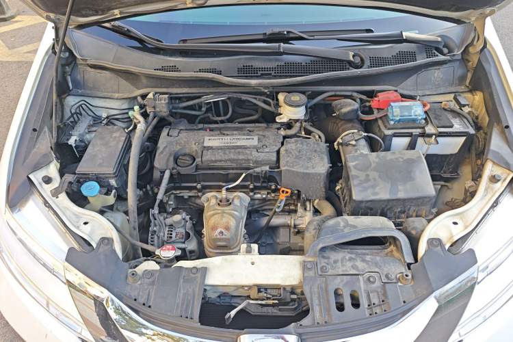 Used Honda Odyssey 2015 Updated Version 2.4L Smart Edition Engine Bay