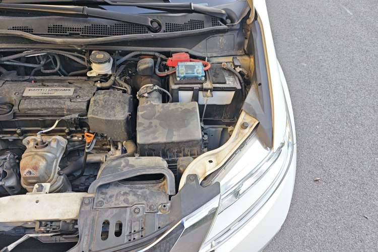 Used Honda Odyssey 2015 Updated Version 2.4L Smart Edition Engine Bay Left