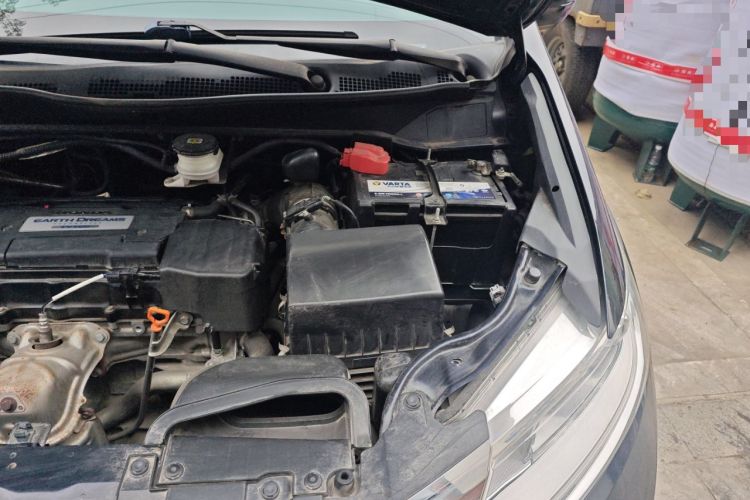 Used Honda Odyssey 2015 2.4L Smart Edition Engine Bay Left