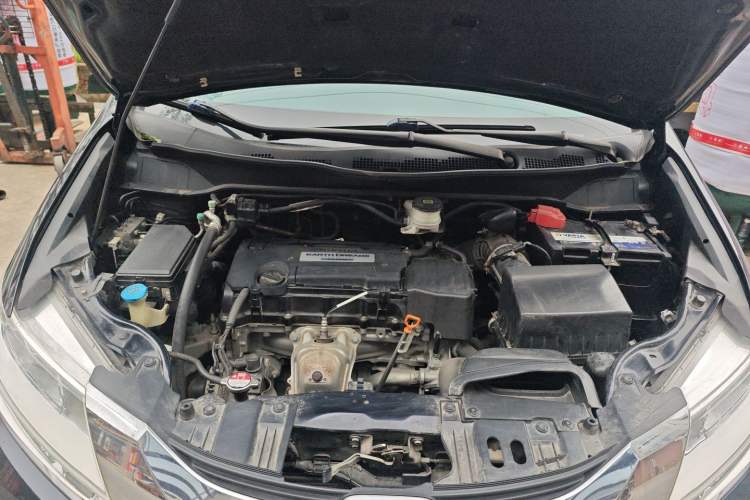 Used Honda Odyssey 2015 2.4L Smart Edition Engine Bay