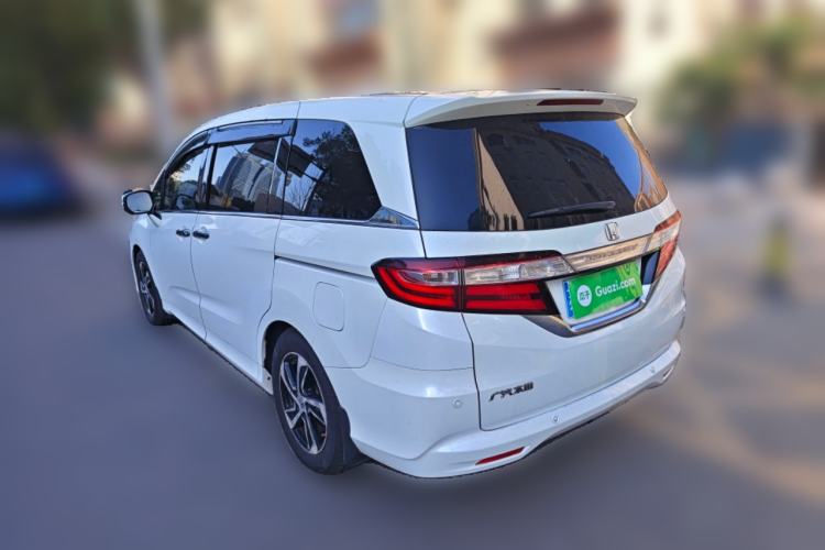 Used Honda Odyssey 2015 Updated Version 2.4L Smart Edition Rear Left 45 Deg