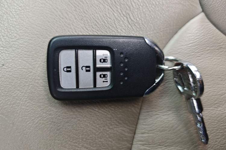 Used Honda Odyssey 2015 2.4L Smart Edition Vehicle Key
