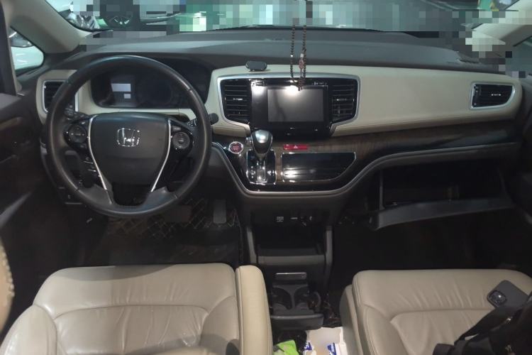 Used Honda Odyssey 2015 2.4L Smart Edition Center Console