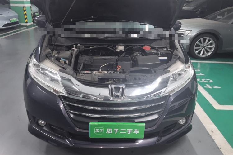 Used Honda Odyssey 2015 2.4L Smart Edition Engine Bay