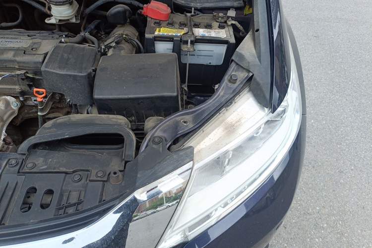 Used Honda Odyssey 2015 2.4L Smart Edition Engine Bay Left