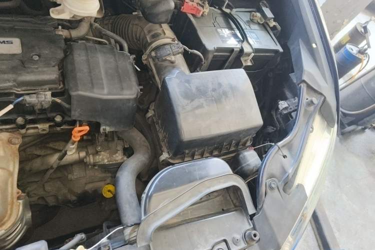 Used Honda Odyssey 2015 2.4L Smart Edition Engine Bay Left