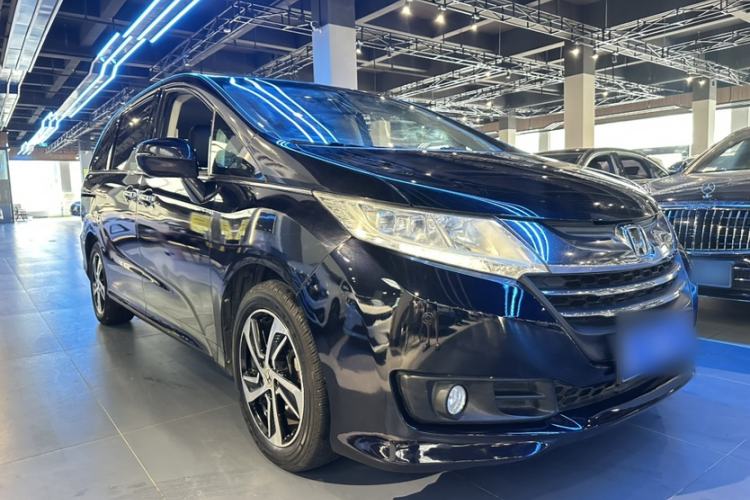 Used Honda Odyssey 2015 Updated Version 2.4L Smart Edition Exterior 2