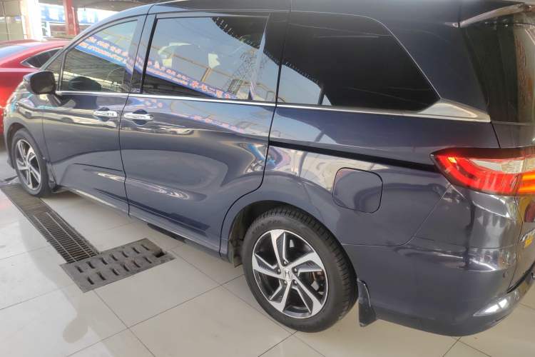 Used Honda Odyssey 2015 2.4L Smart Edition Exterior 3