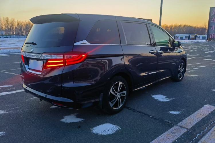 Used Honda Odyssey 2015 2.4L Luxury Edition Exterior 4