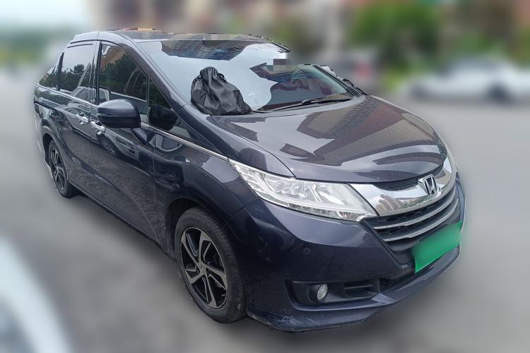 Used Honda Odyssey 2015 2.4L Smart Edition Front Right 45 Deg